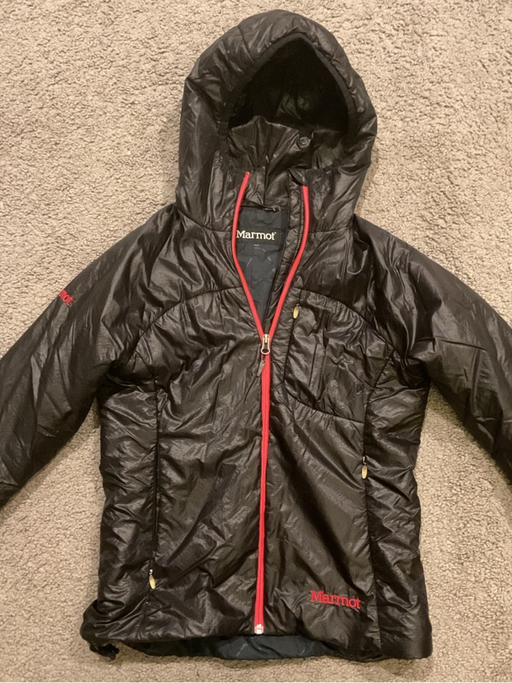 Marmot Women’s Black Hooded Puffer Jacket Coat Red Zipper Trim Lightweight sz S